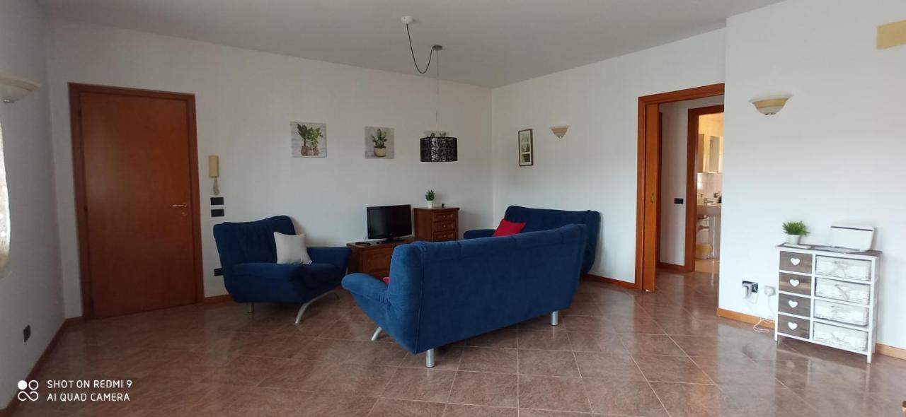 Garda View Apartment Cavalcaselle Exteriör bild